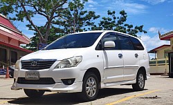 7 seater car